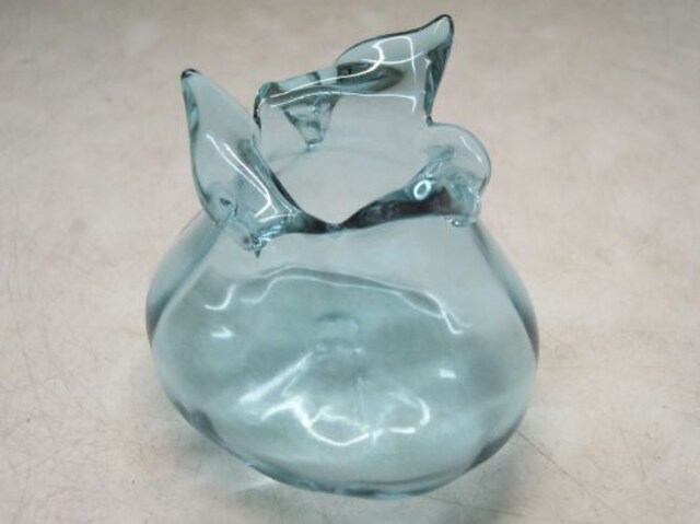 1スタ ユニークなデザイン 花瓶 色つきガラス花器 花生け 新品 中古のオークション モバオク 1スタ ユニークなデザイン 花瓶 色つきガラス花器 花生け 新品 中古のオークション モバオク